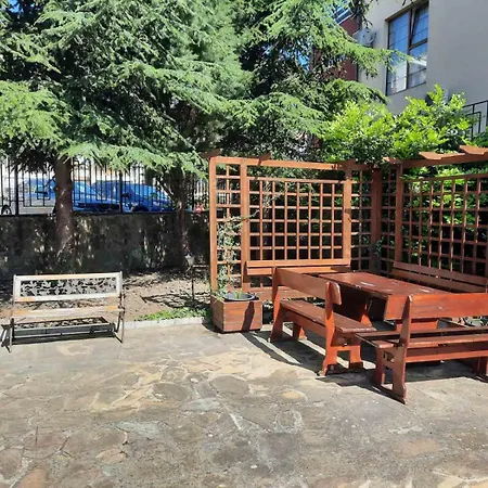 Lejlighed апатаменти за гости Sunshine и Glory