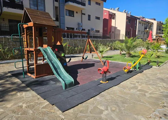 апатаменти за гости Sunshine и Glory * 스베티 블라스