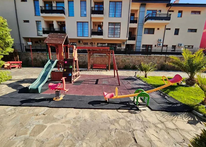 апатаменти за гости Sunshine и Glory 아파트 *